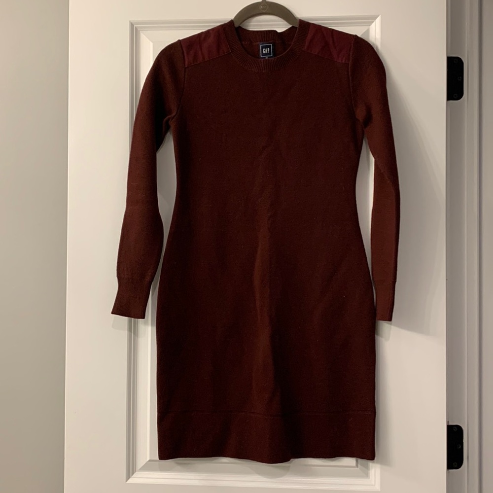 Gap merino wool maroon dress. Size XS